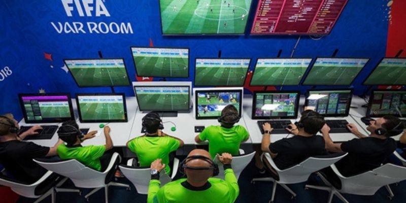 Ưu và nhược điểm khi áp dụng Var là gì